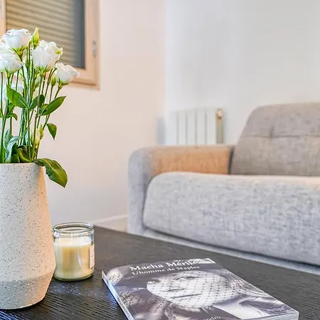 Aux Portes De Paris - Le Paisible - 316b